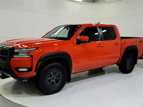 Certified 2025 Nissan Frontier PRO-4X w/ Interior Protection Package AWD/4WD image 3