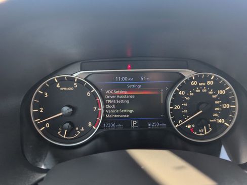 Used 2025 Nissan Altima 2.5 SV image 22