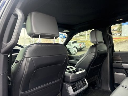 Used 2024 Ford F150 Lightning Lariat image 19