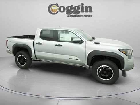 New 2025 Toyota Tacoma TRD Off-Road image 24