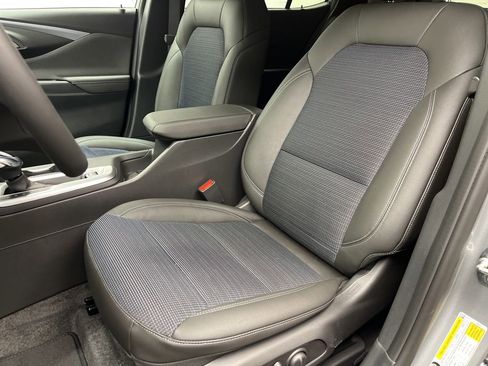 New 2026 Buick Envista Preferred w/ Convenience I Package FWD image 8