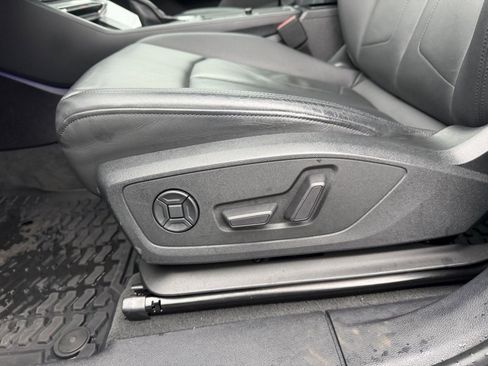 Used 2021 Audi Q3 2.0T Premium Plus w/ Premium Plus Package image 15