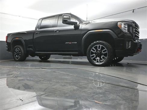 Used 2020 GMC Sierra 2500 AT4 w/ AT4 Premium Package image 37