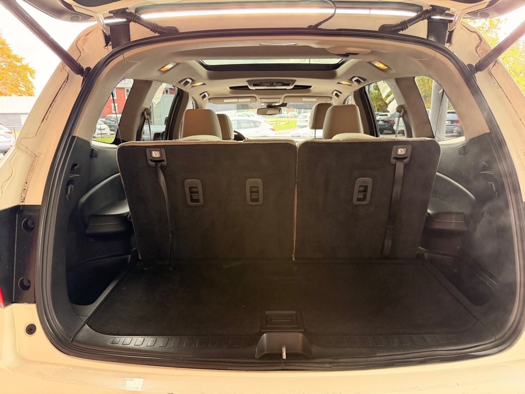 Used 2016 Honda Pilot Elite image 14