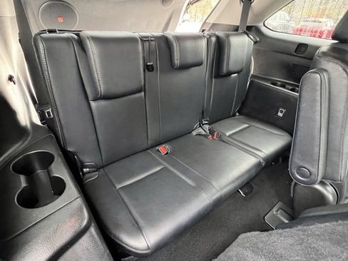 Used 2017 Toyota Highlander Limited image 24