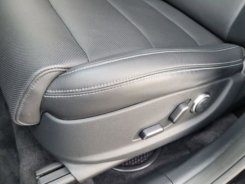 Used 2023 Genesis GV70 2.5T w/ Select Package image 26