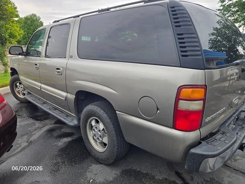 Used 2003 Chevrolet Suburban LT w/ LT Preferred Equipment Group AWD/4WD image 21