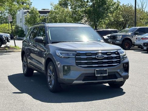 New 2026 Ford Explorer Active AWD/4WD image 1