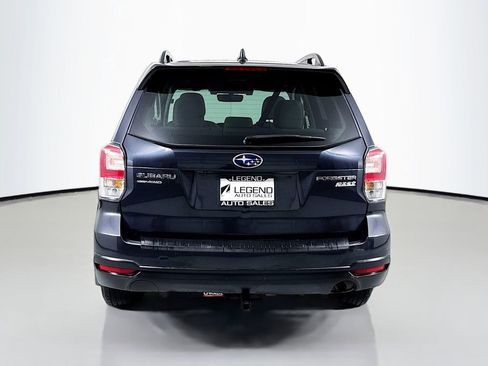 Used 2017 Subaru Forester 2.5i Premium AWD/4WD image 5