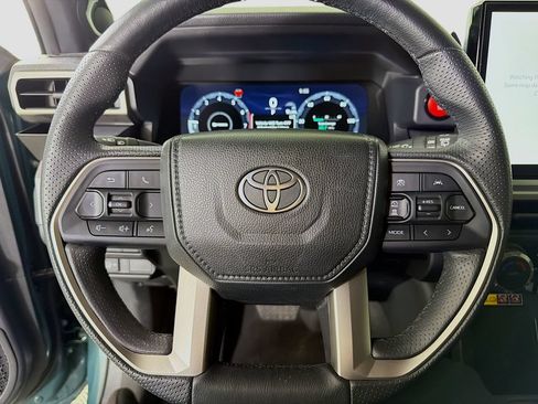 Used 2025 Toyota 4Runner TRD Off-Road Premium w/ Tow Technology Package AWD/4WD image 15