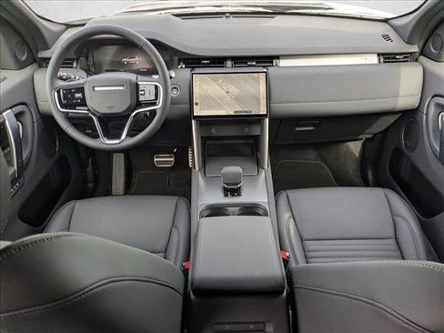 New 2026 Land Rover Discovery Sport Landmark image 15