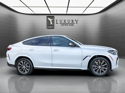 Used 2023 BMW X6 M50i w/ Executive Package image 9