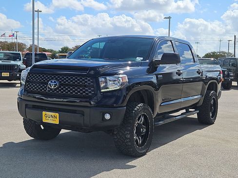 Used 2021 Toyota Tundra SR5 w/ SR5 Upgrade Package AWD/4WD image 7