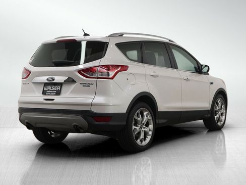 Used 2016 Ford Escape Titanium w/ Canadian Touring Package image 5