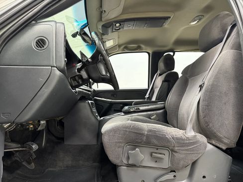 Used 2001 Chevrolet Silverado 2500 LS w/ Off-Road Skid Plate Pkg image 15
