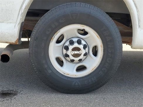 Used 2008 GMC Savana 3500 image 5