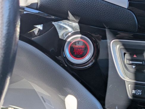 Used 2016 Honda Pilot Elite image 20