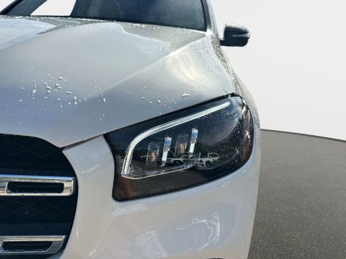 Certified 2023 Mercedes-Benz GLS 580 GLS 580 image 9