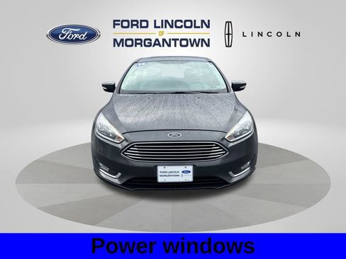 Used 2018 Ford Focus Titanium FWD image 5