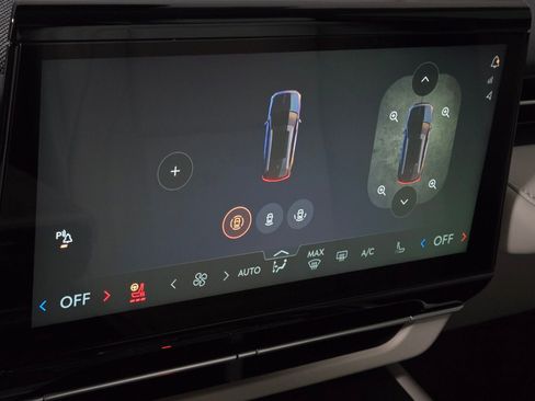 New 2026 Lincoln Nautilus Premier w/ Equipment Group 102A image 26