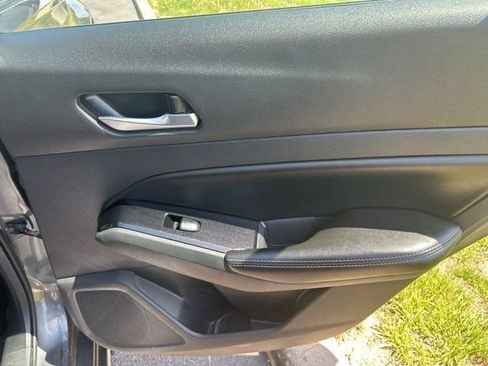 Used 2021 Nissan Altima 2.5 SV FWD image 36