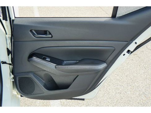 Used 2023 Nissan Altima 2.5 SV w/ SV Premium Package image 20