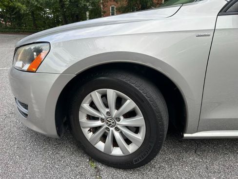Used 2014 Volkswagen Passat 1.8T Wolfsburg Edition FWD image 3