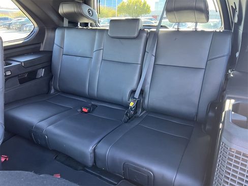 Used 2025 Toyota Sequoia Platinum image 30
