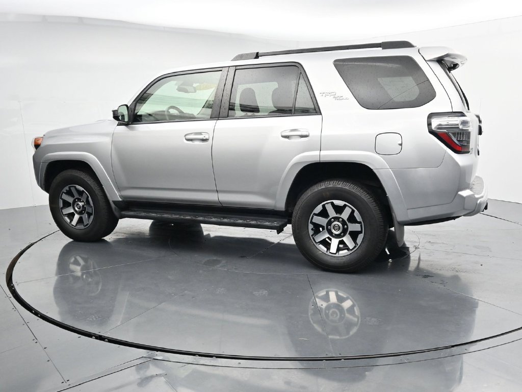 Used 2021 Toyota 4Runner TRD Off-Road AWD/4WD image 5