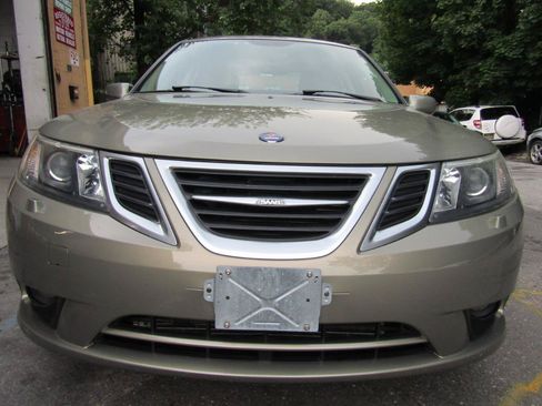 Used 2008 Saab 9-3 2.0T w/ Cold Weather Package FWD image 29