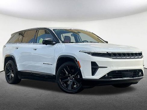 Used 2024 Jeep Wagoneer Launch Edition image 2