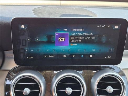 Used 2020 Mercedes-Benz GLC 300 image 14