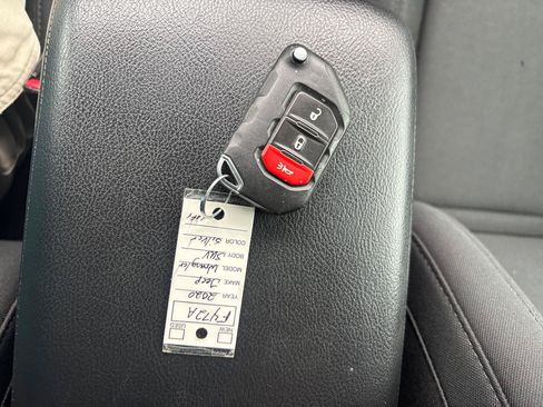 Used 2020 Jeep Wrangler Unlimited Sport S AWD/4WD image 22