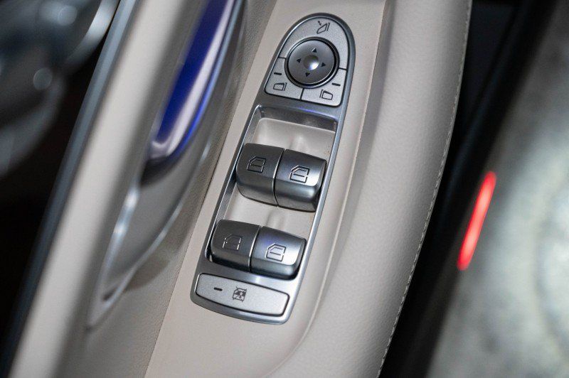 Used 2022 Mercedes-Benz E 350 Sedan image 21