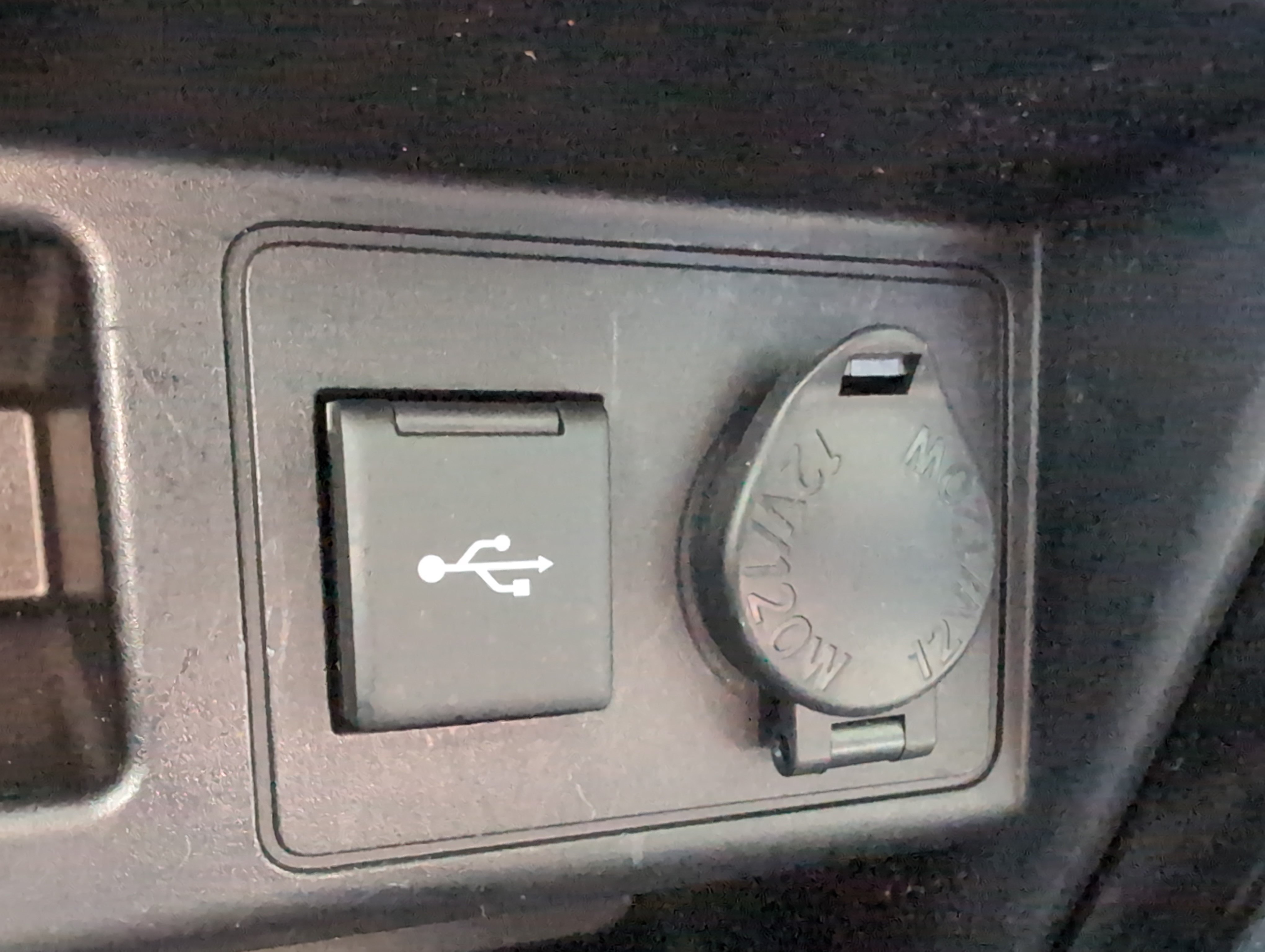 Used 2020 Toyota 4Runner TRD Off-Road AWD/4WD image 39