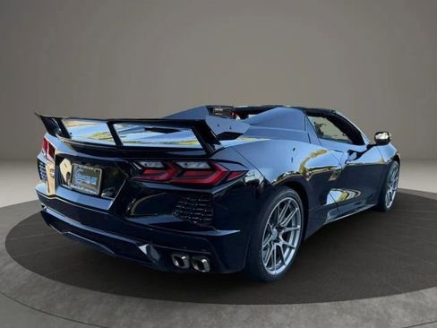 Used 2022 Chevrolet Corvette Stingray Preferred Conv w/ Z51 Performance Package RWD image 5
