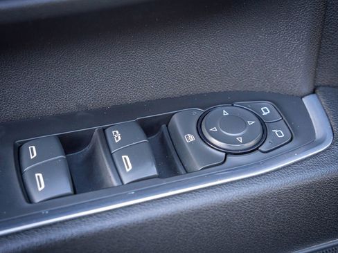 Used 2024 Chevrolet Silverado 2500 LT image 15