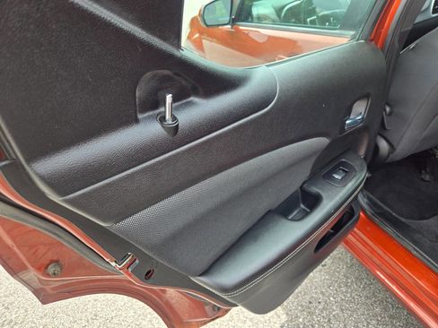 Used 2012 Dodge Avenger SXT w/ Cold Weather Group FWD image 32