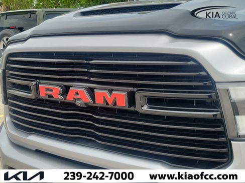 Used 2024 RAM 2500 Laramie w/ Night Edition AWD/4WD image 5