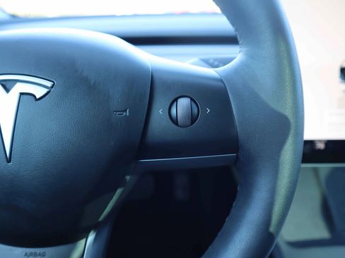 Used 2023 Tesla Model 3 Long Range image 17