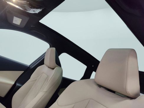 Used 2026 BMW X3 xDrive30 w/ Premium Package image 16