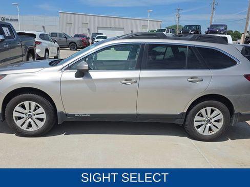 Used 2018 Subaru Outback 2.5i Premium AWD/4WD image 2