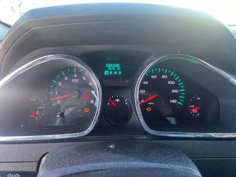 Used 2010 Chevrolet Traverse LT w/ Personal Connectivity Package image 17