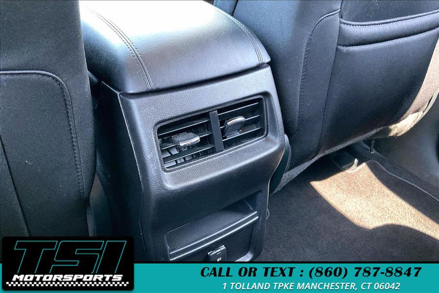 Used 2015 Ford Edge SEL AWD/4WD image 30
