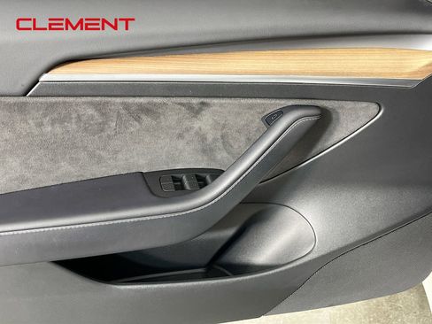 Used 2023 Tesla Model 3 Standard Range RWD image 24