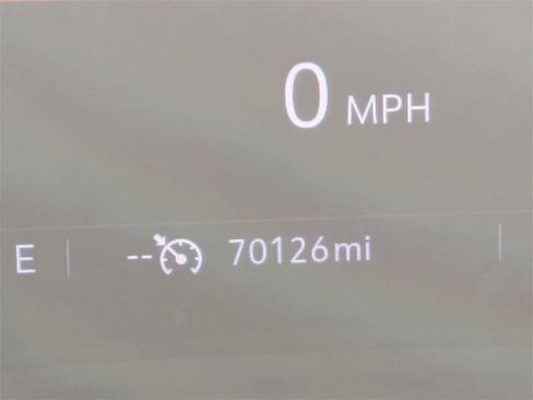 Used 2023 Buick Envision Preferred image 32