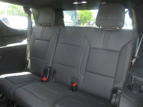 Used 2024 Chevrolet Tahoe RST w/ Luxury Package AWD/4WD image 24
