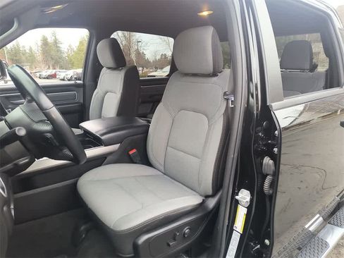 Used 2023 RAM 1500 Big Horn image 11