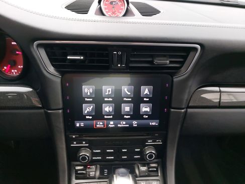 Certified 2019 Porsche 911 Turbo image 19