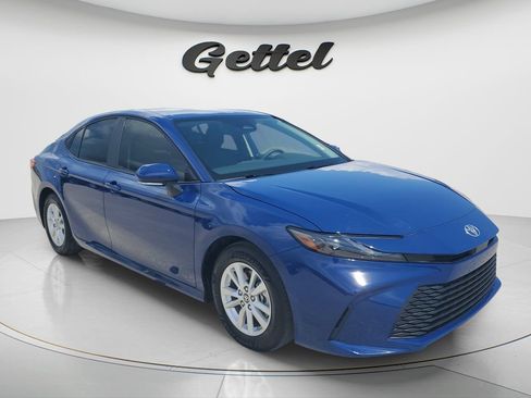 Certified 2025 Toyota Camry LE w/ Convenience Package FWD image 3